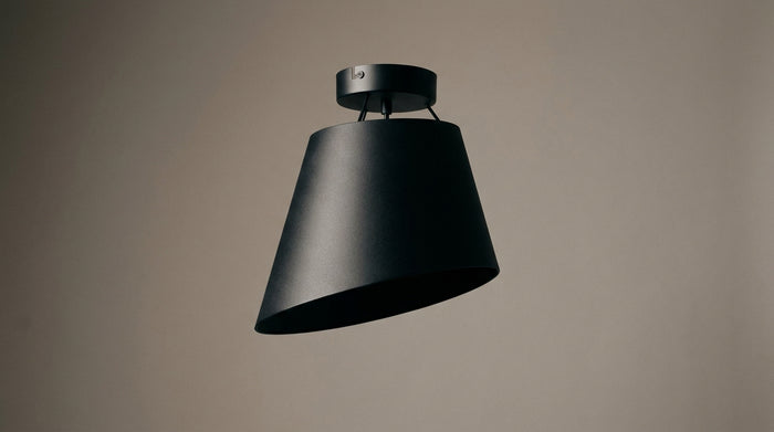 Connecting a ceiling light: wires, DCL, and safety