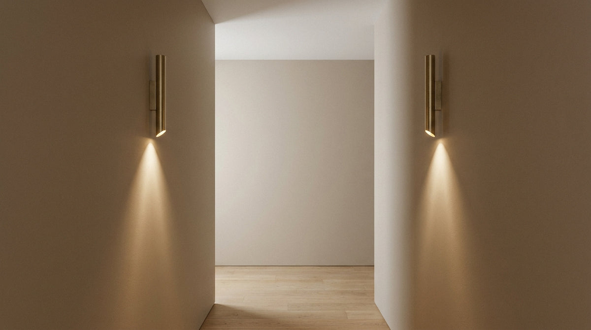 Narrow hallway lighting: the light that widens