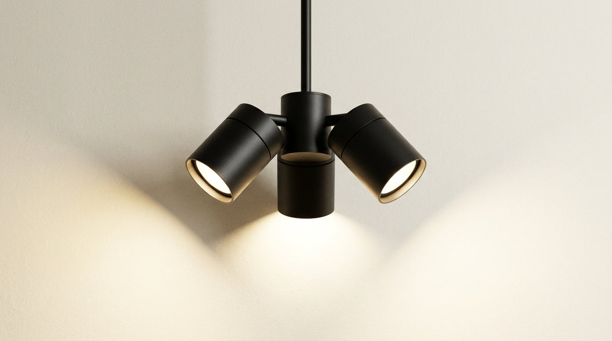 Plafonnier 3 lampes : bien le choisir, bien le répartir