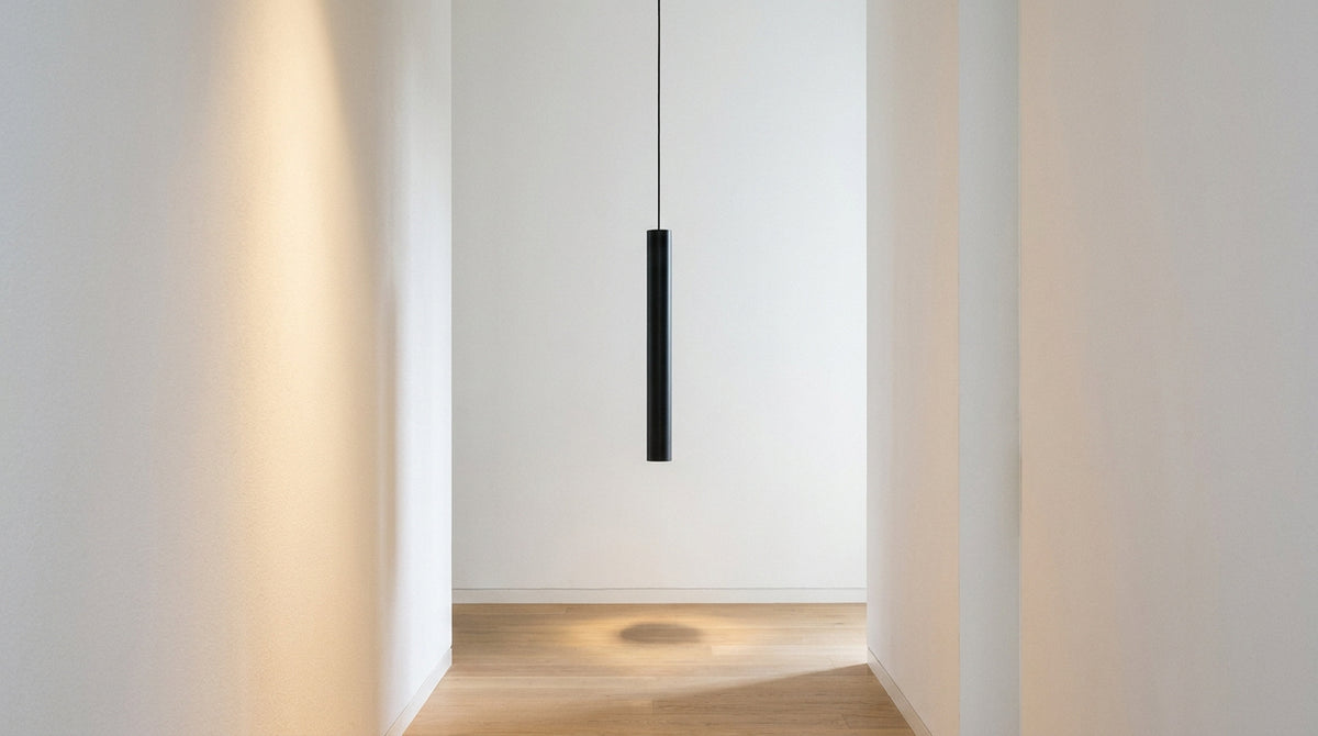 Suspension couloir : la bonne lumière, du sol au plafond