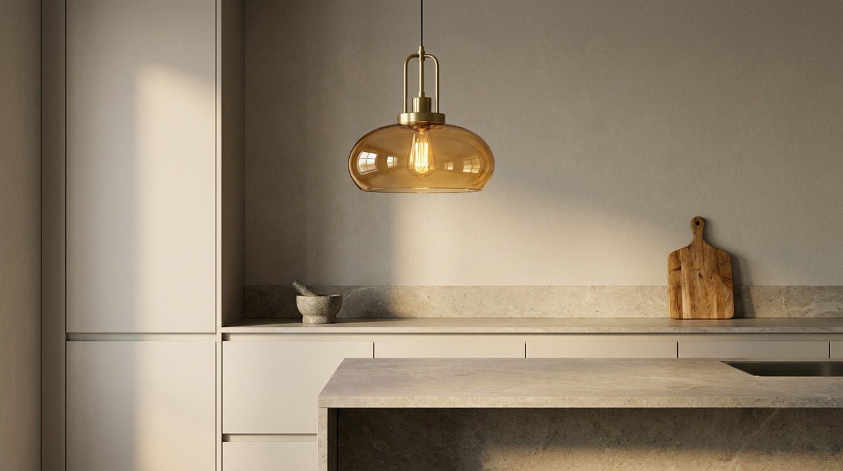 Vintage pendant light for kitchens: light that ages well
