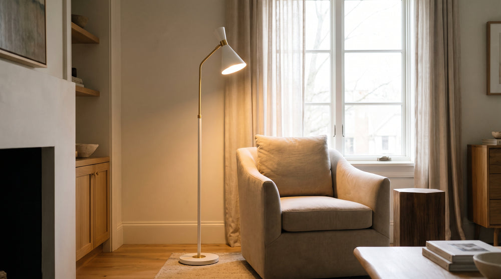 White/gold floor lamps
