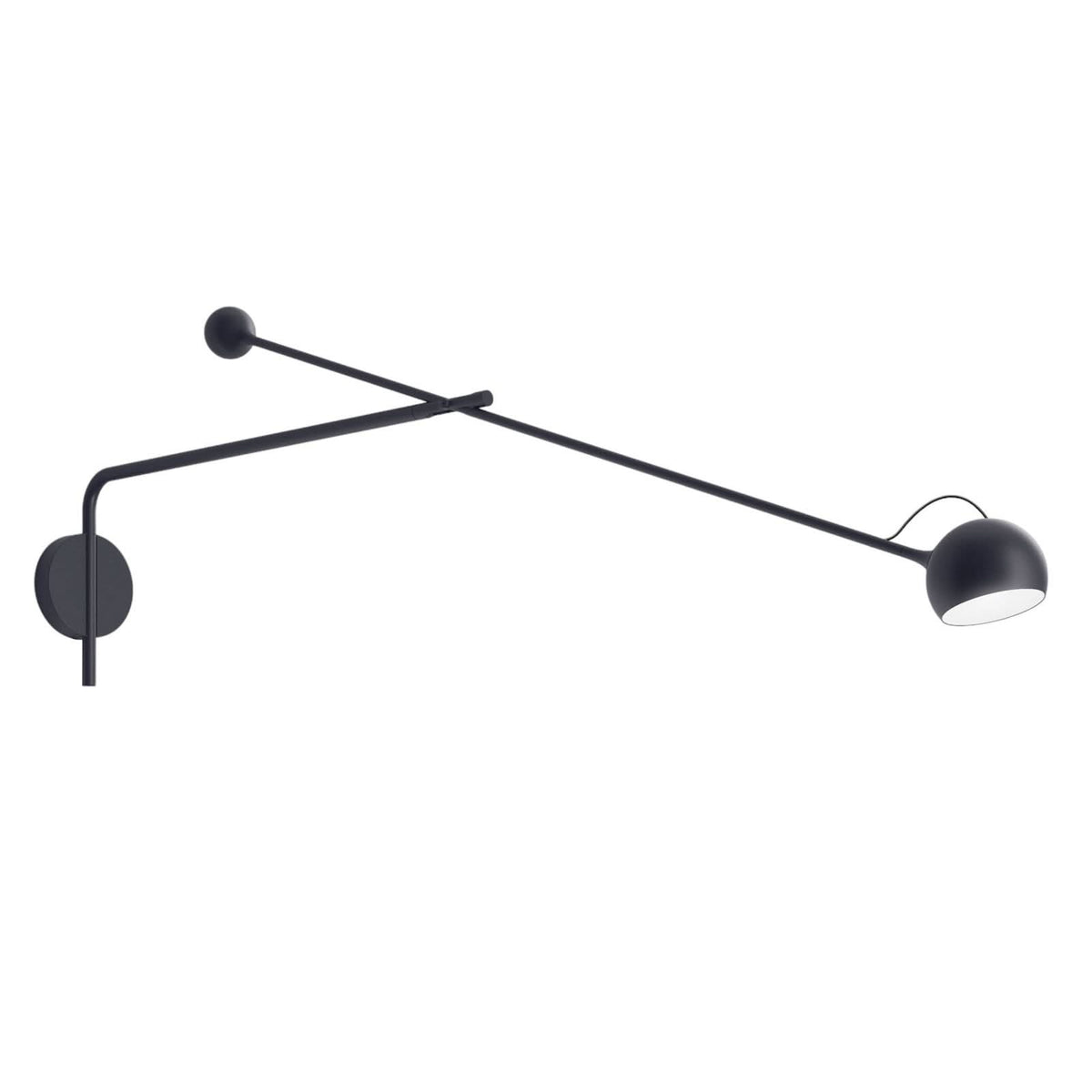 Vue de trois quarts du luminaire anthracite, bras articulé et tête en dôme.