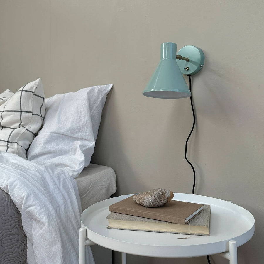 Applique murale Sleep en acier, vert, hauteur 17 cm