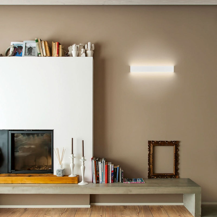 Applique murale LED Box W2 Bi-Emission en métal, blanc, hauteur 8,6 cm, 2700 K, 37 W