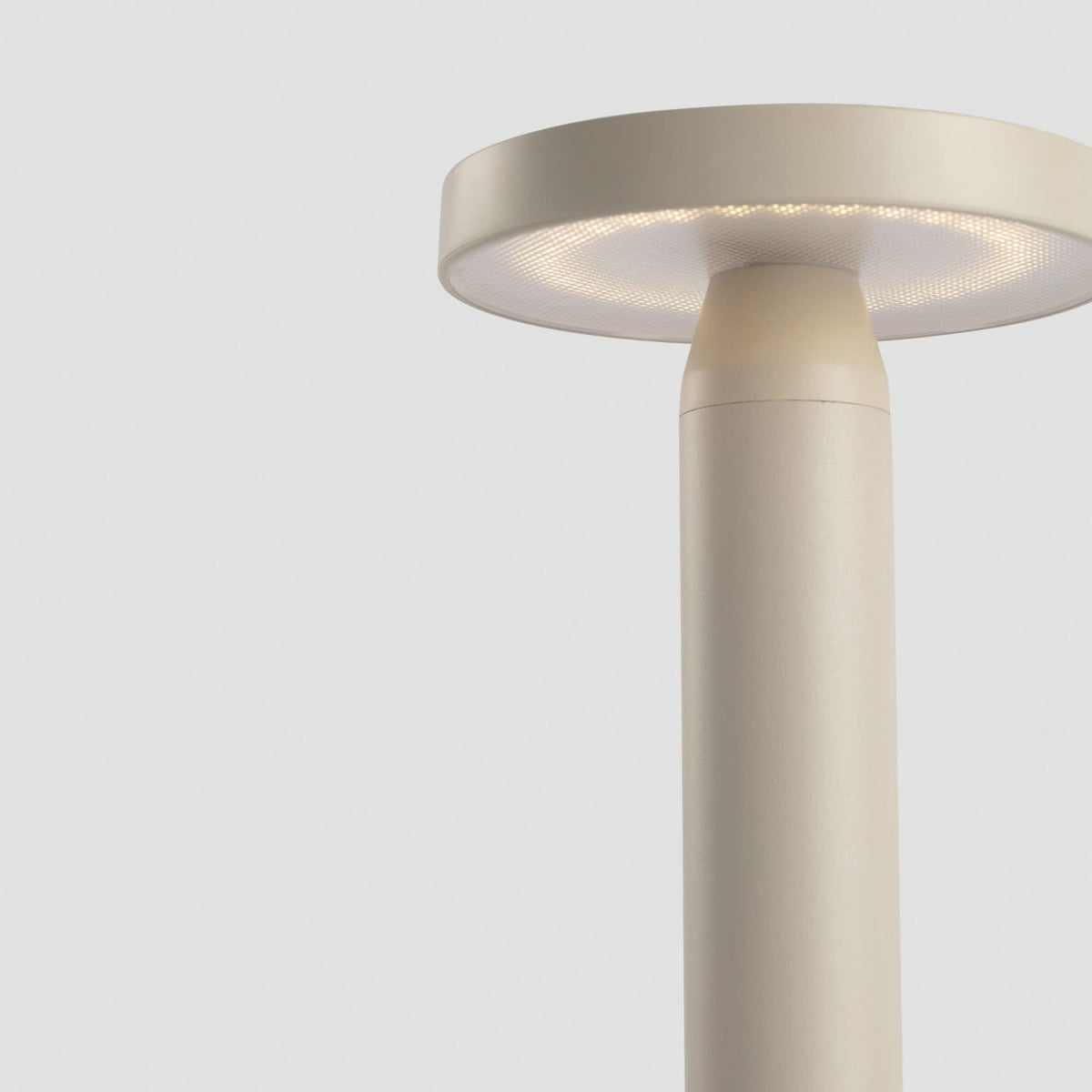 Lampe solaire d'extérieur LED Cairo, sable, Ø 13 cm, IP44