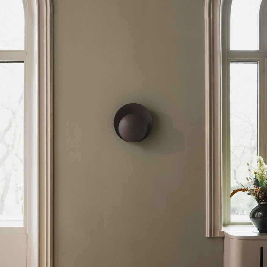 Applique murale Orbit en métal, marron, Ø 30 cm