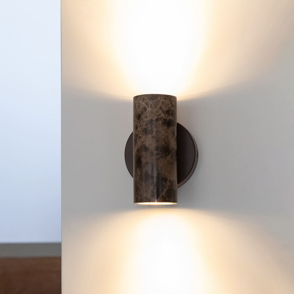 Applique murale Tivoli en pierre, marron, 2 lumières, Ø 9,5 cm