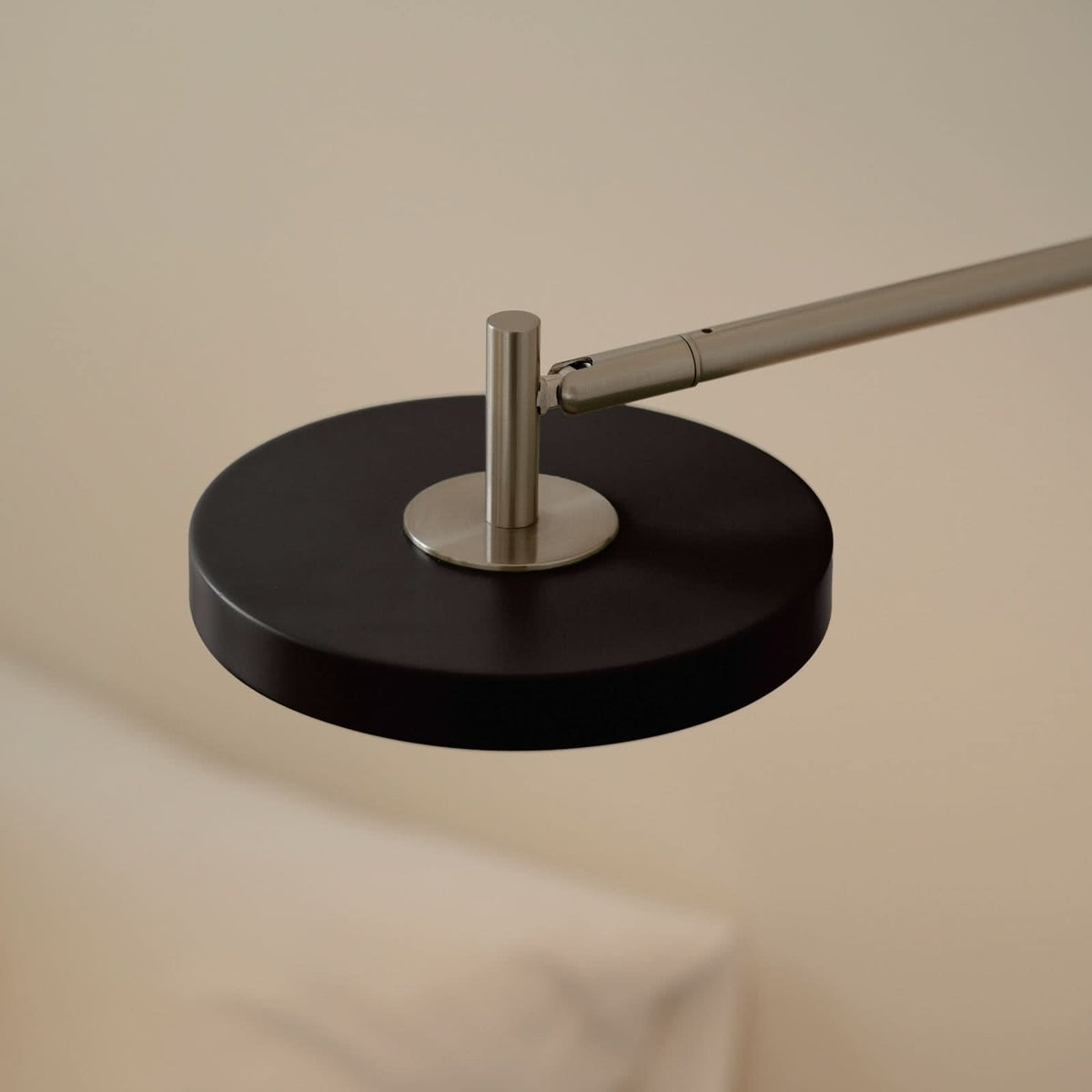 Applique murale LED Asteria Long en aluminium, noir, Ø 15 cm