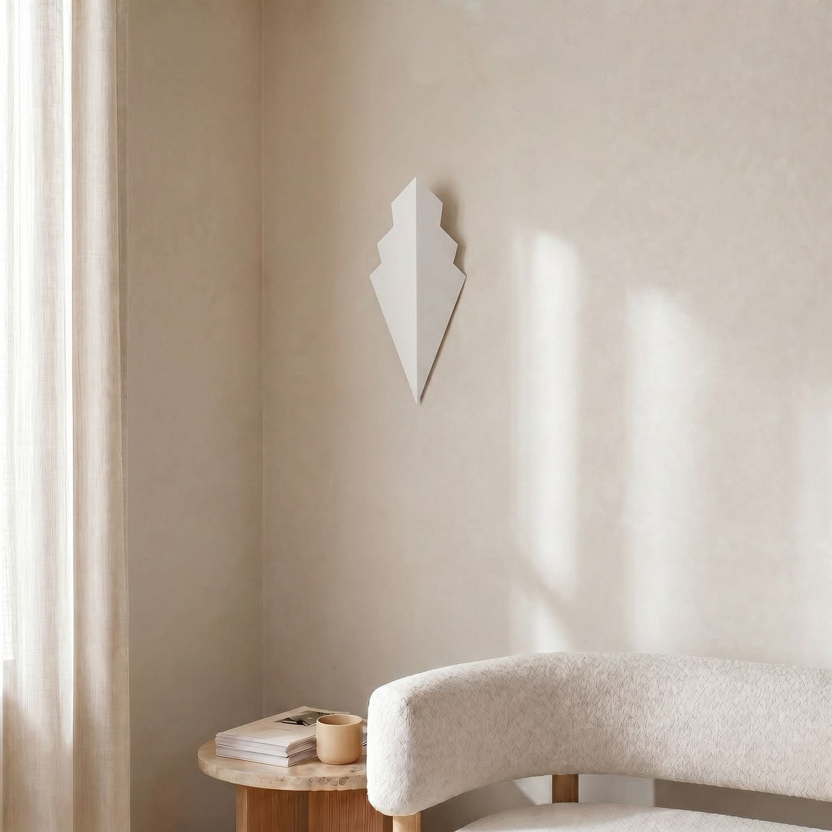 Applique murale Arrow en métal, blanc, hauteur 40 cm