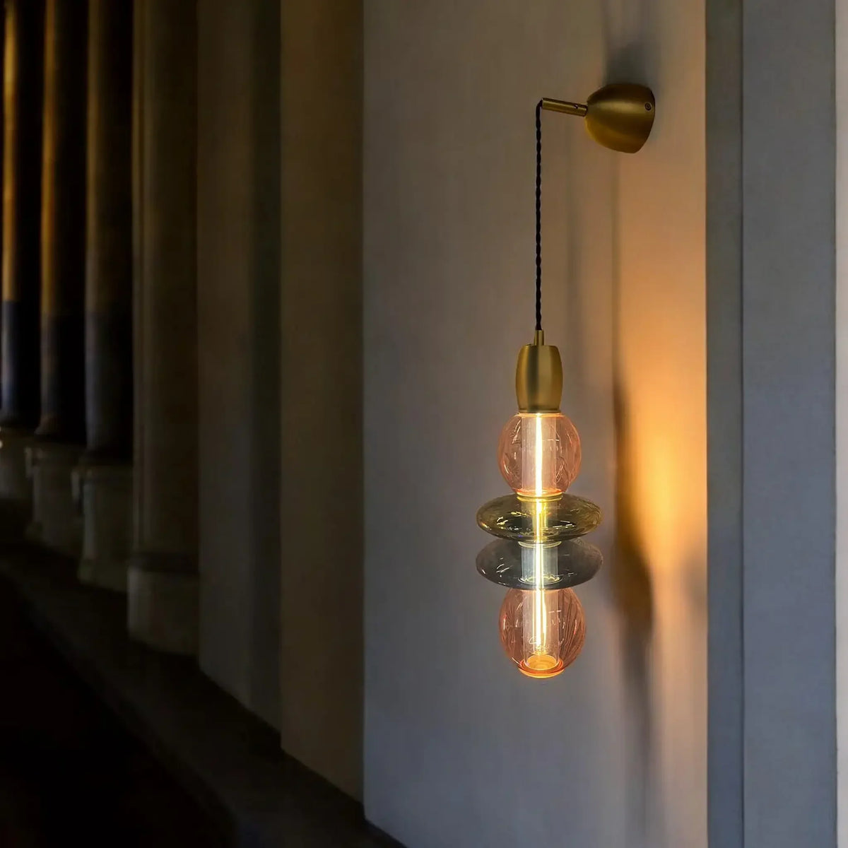 Suspension Petite Léonor verticale verre soufflé – LED filament