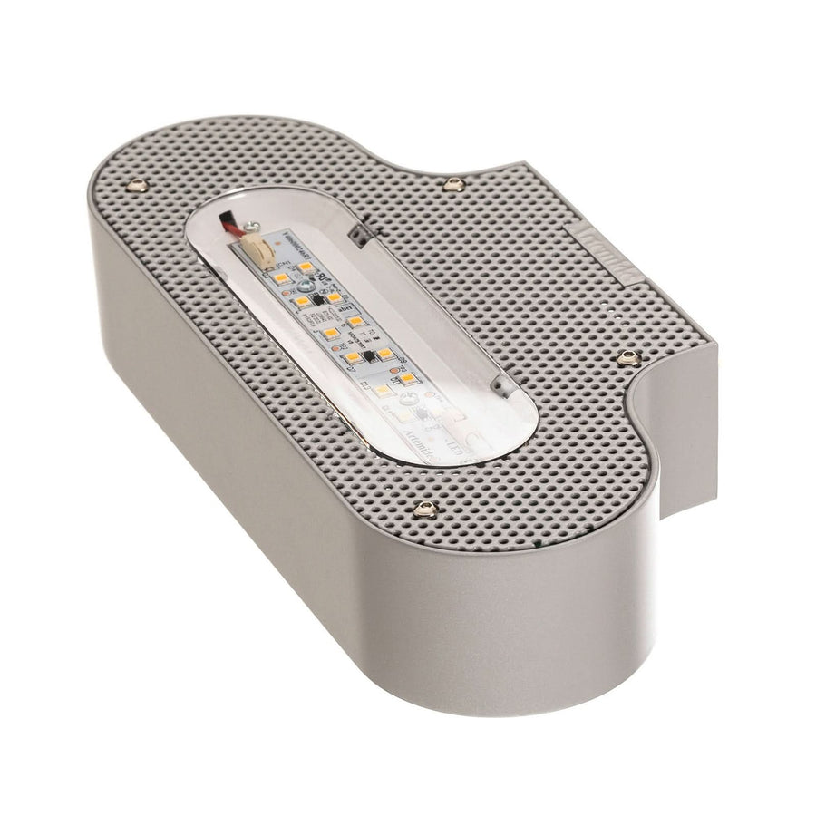 Applique murale LED Talo 21 en aluminium, argent, hauteur 4,2 cm
