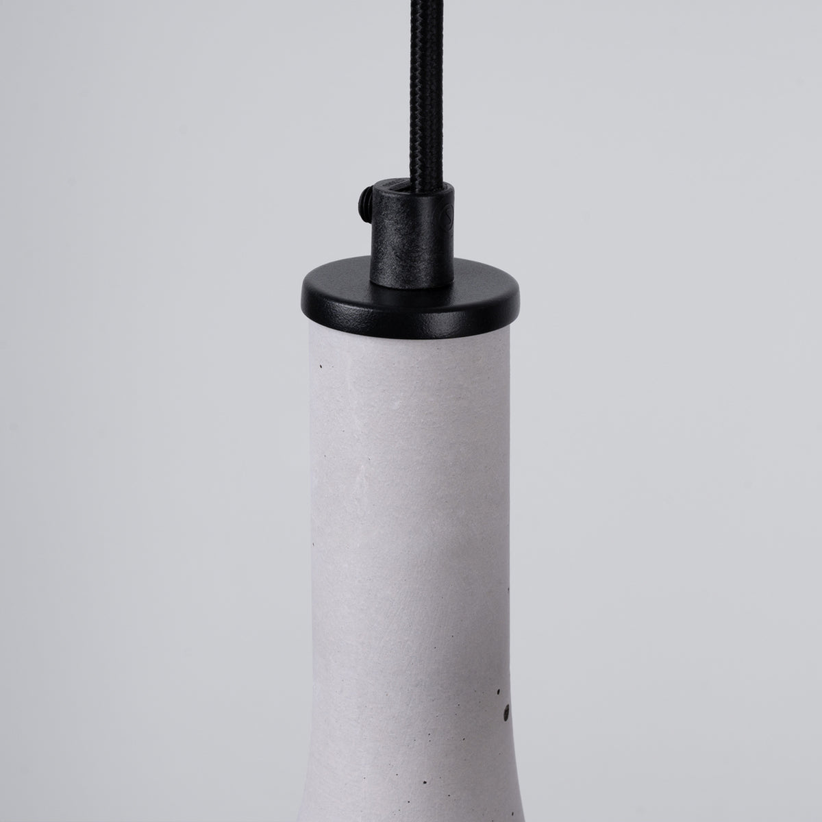 Lampe suspendue REA 2 béton
