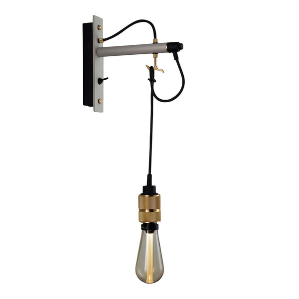 Applique murale Hooked Wall en acier, gris clair et laiton, 40 W