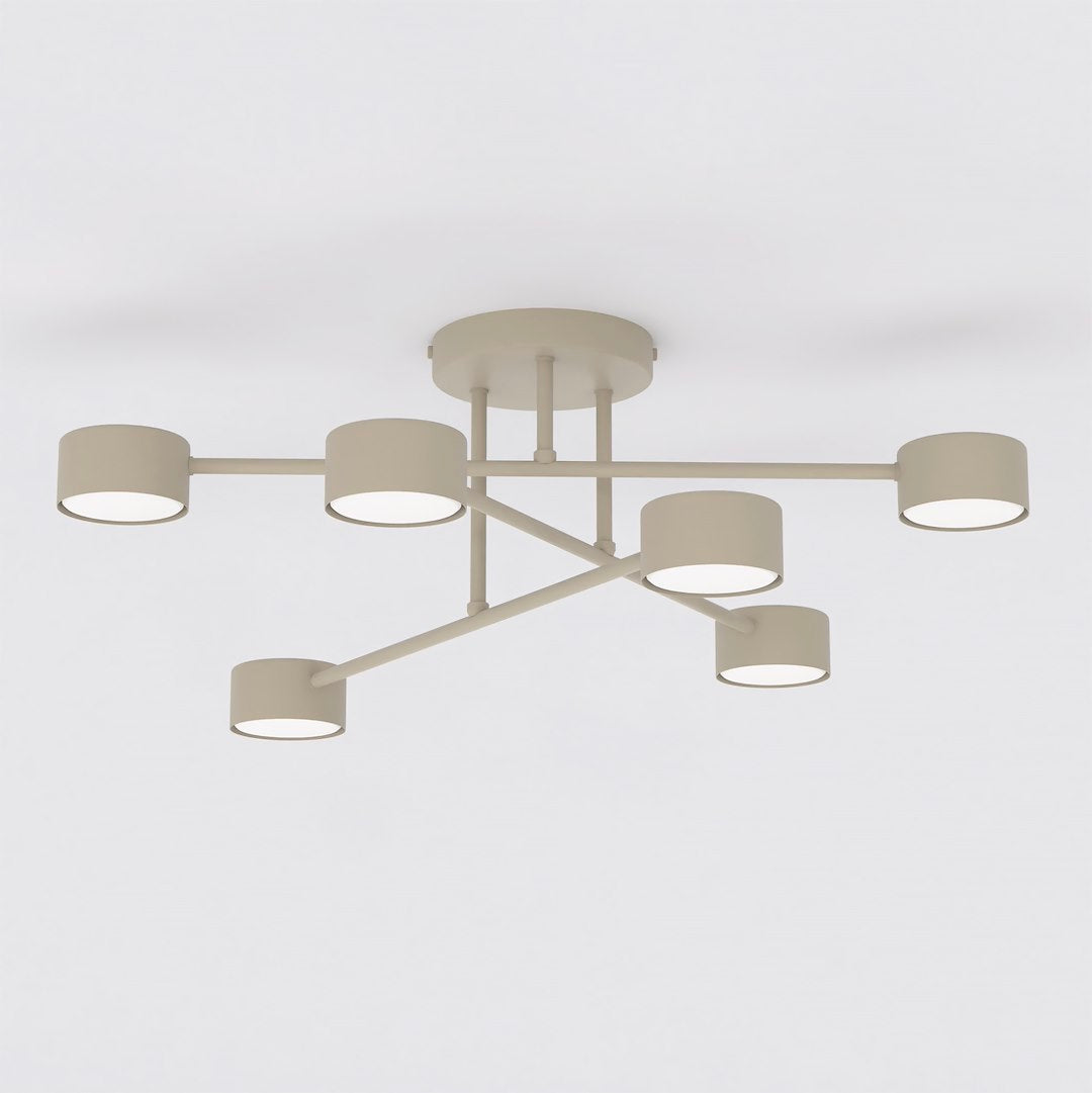 Plafonnier beige à six bras croisés vu de dessous sur fond blanc