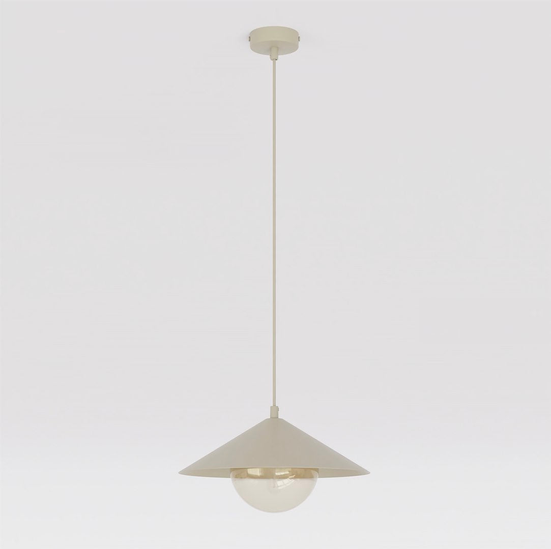Suspension beige au cône large et globe en verre ambré, vue de face sur fond blanc.