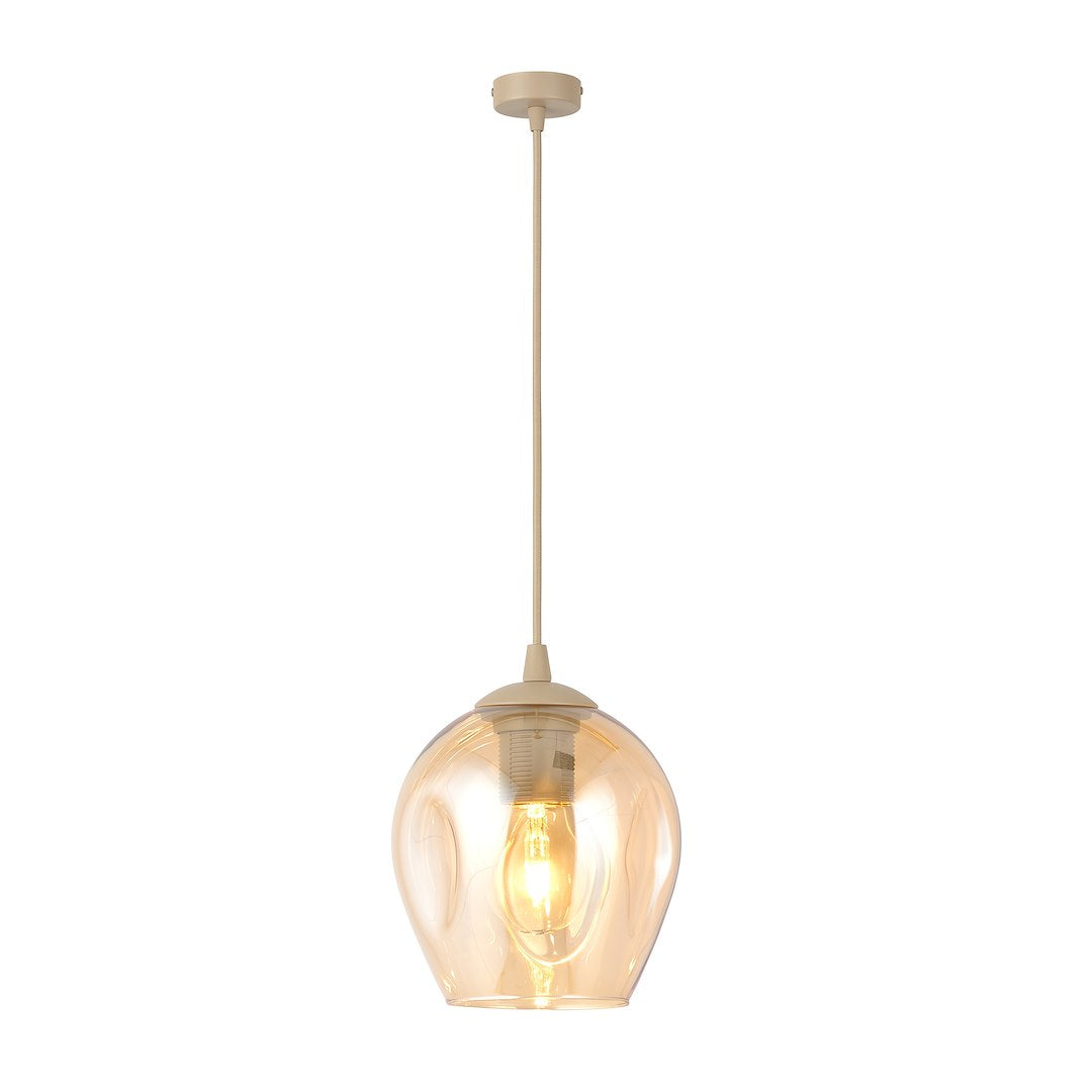 Suspension beige sur fond blanc, verre ambré et ampoule visible de face