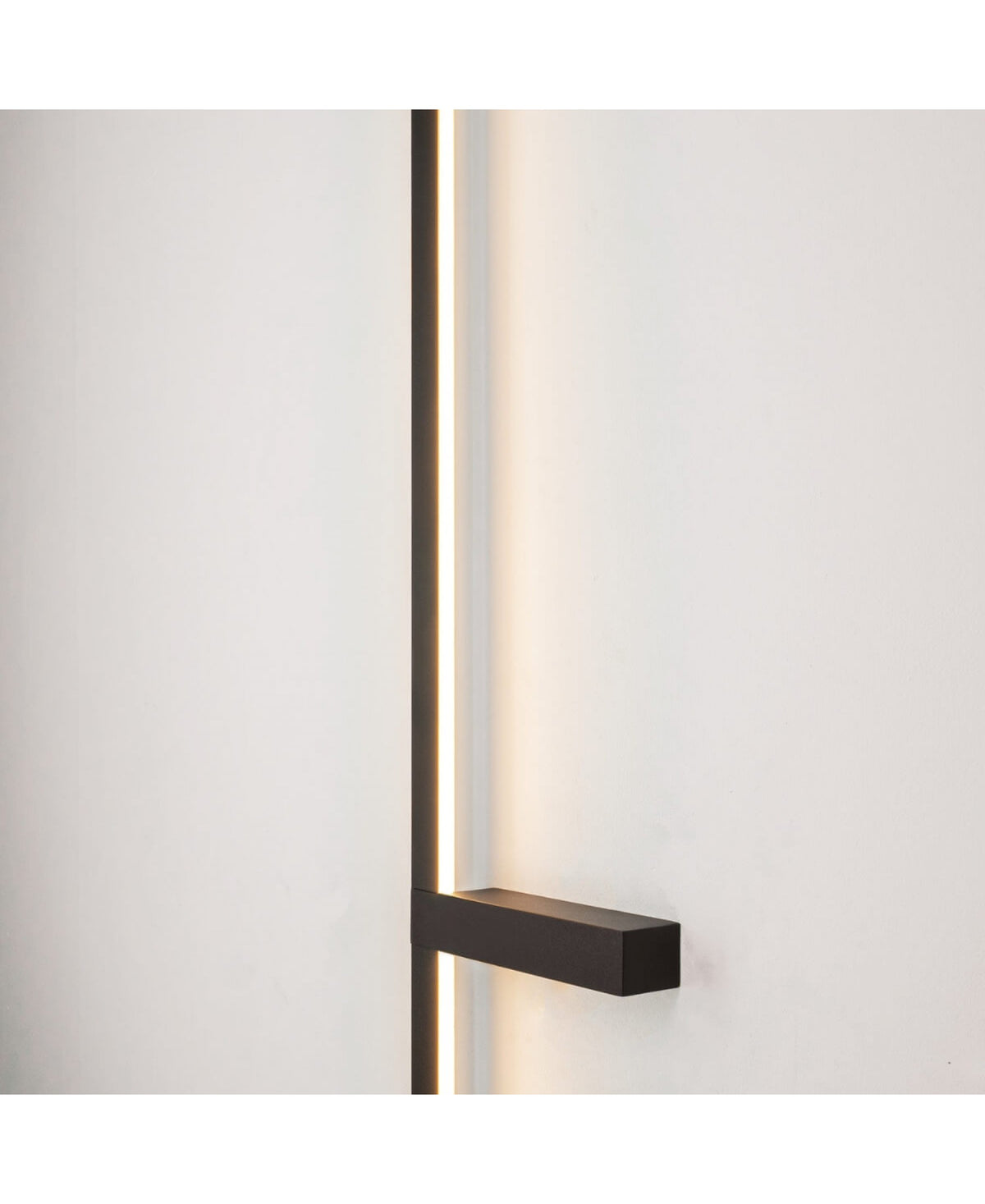 Applique Murale ZAMBELIS 40W Dimmable DESIGN Noir Sable 2584