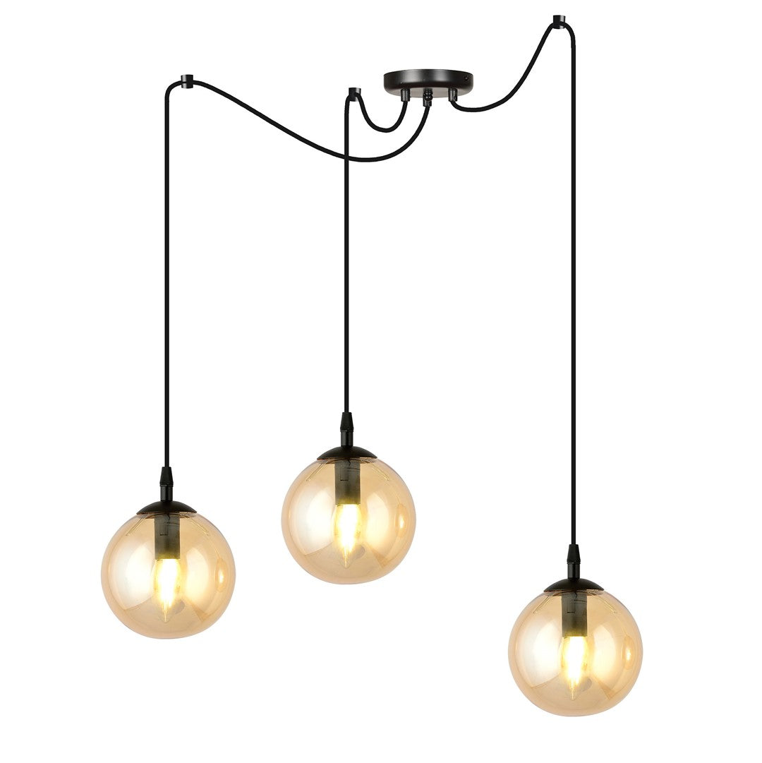 Vue de face du luminaire trois globes ambrés suspendus à câbles noirs