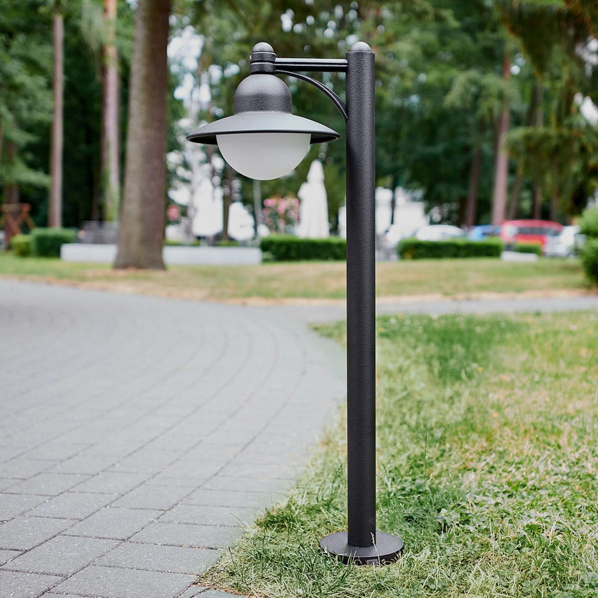 Borne lumineuse d'extérieur Yarai en aluminium, noir et blanc, hauteur 90 cm, IP44