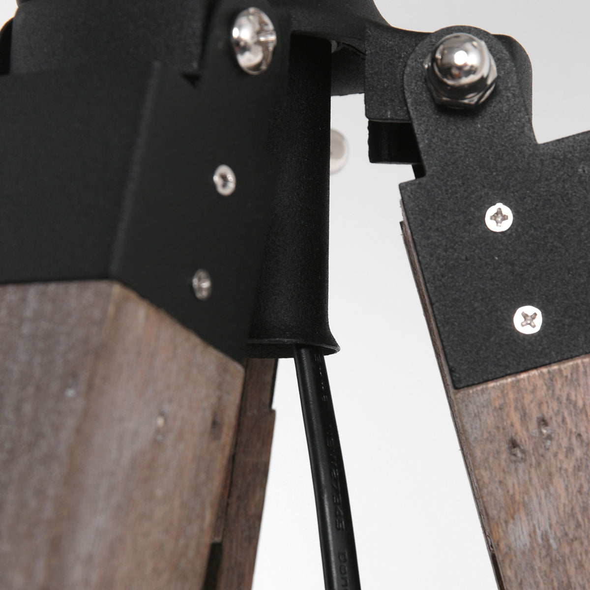 Triek 4344ZW tripod floor lamp with cork lampshade and adjustable height