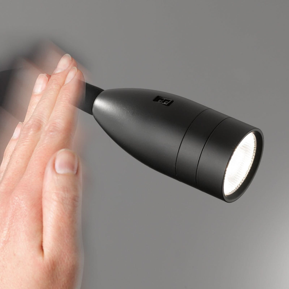 Applique murale LED Sten en métal, noir mat