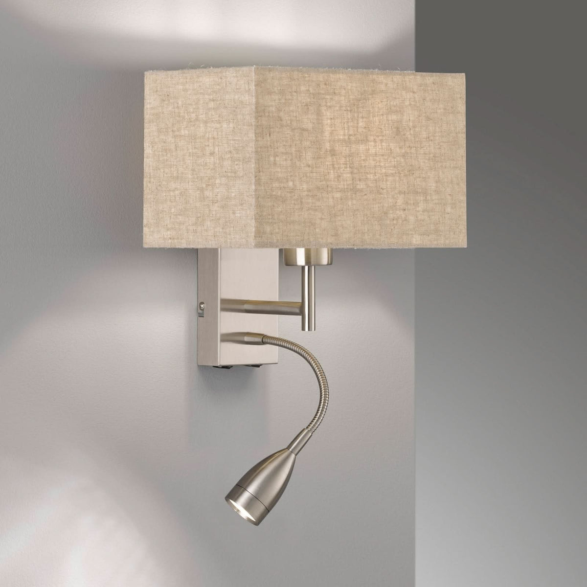 Applique murale Dream en lin, nickel mat et sable, hauteur 38 cm