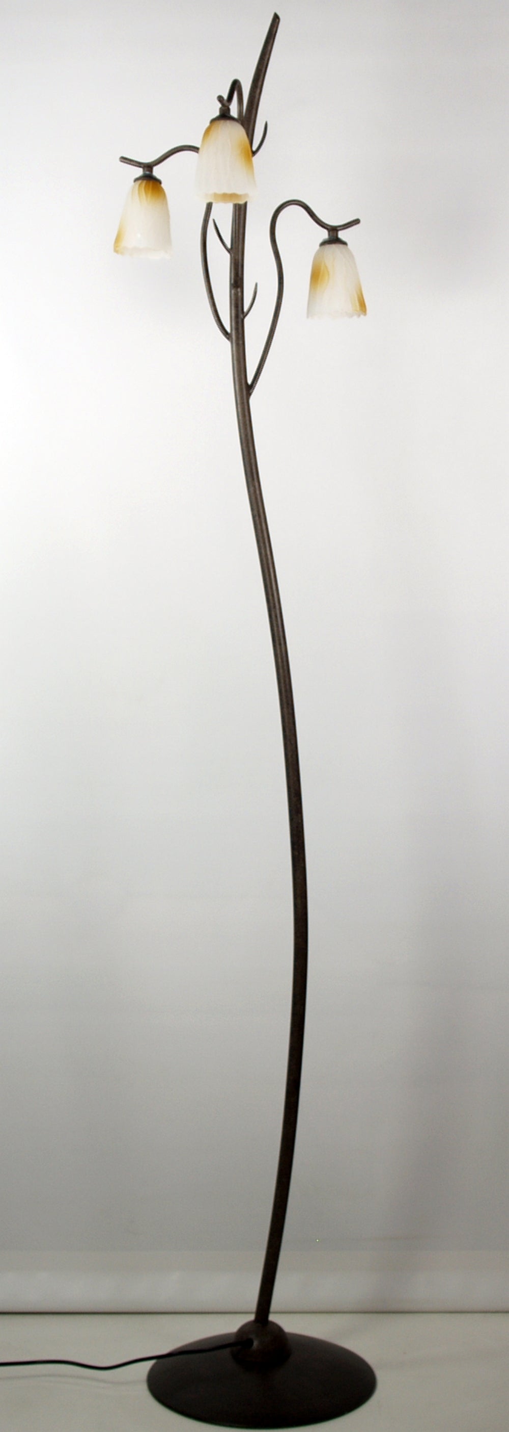 Lampadaire L&H Mikado 3 lumières laiton vieilli