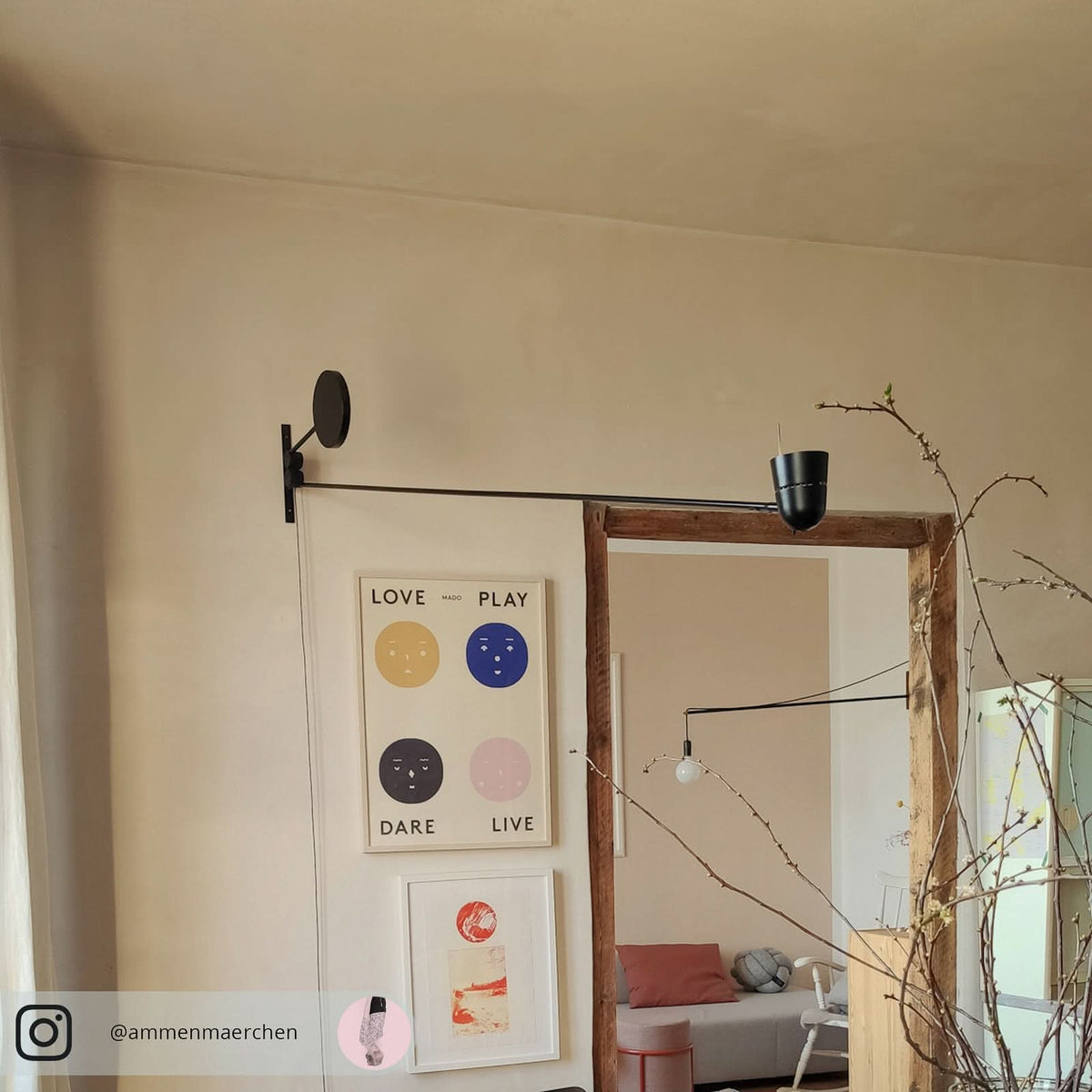 Applique murale LED Counterbalance en aluminium, noir