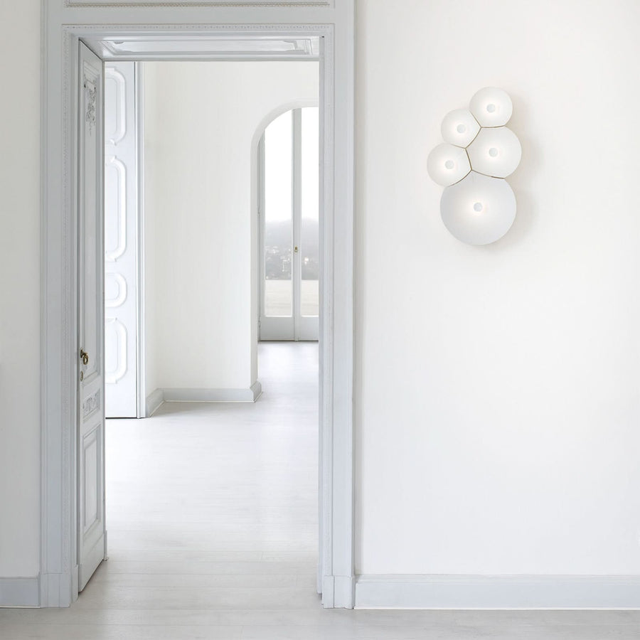 Applique murale LED Bulbullia en aluminium, blanc, hauteur 62 cm