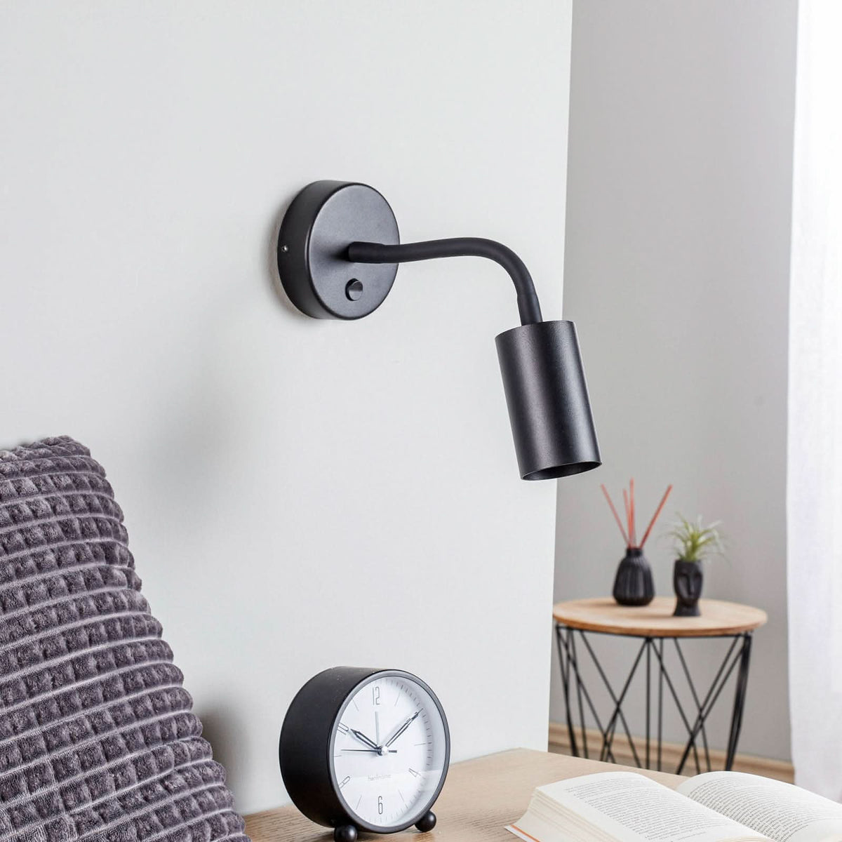 Applique murale Eye Flex S en acier, noir, Ø 5,5 cm