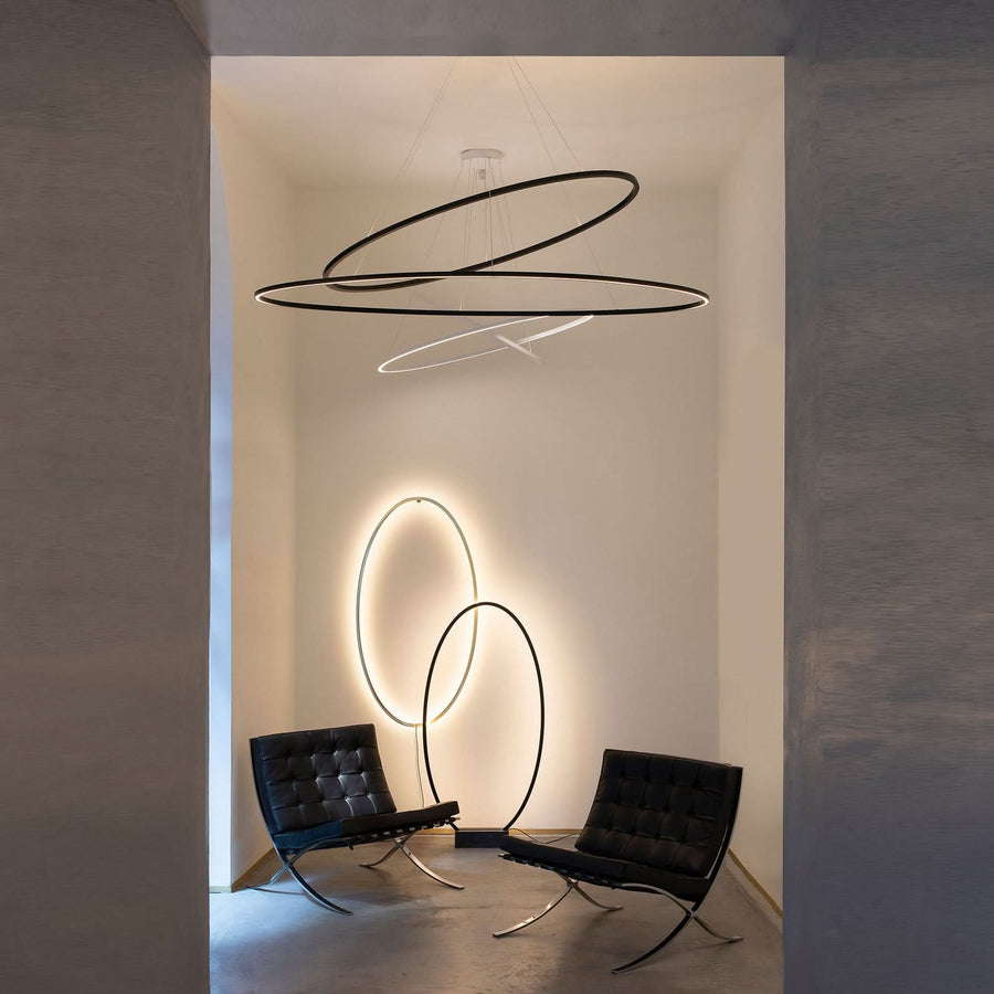 Applique murale LED Ellisse 2 700 en aluminium, or et blanc, hauteur 135 cm