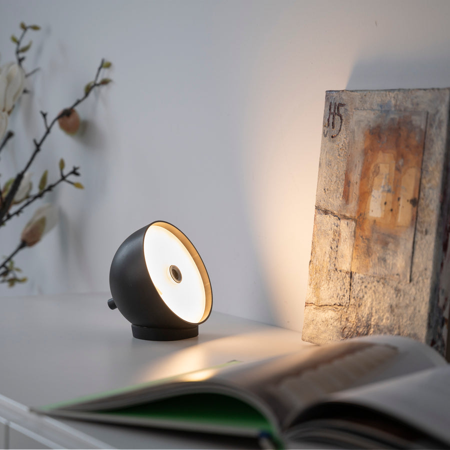 Lampe à poser Bellis noire