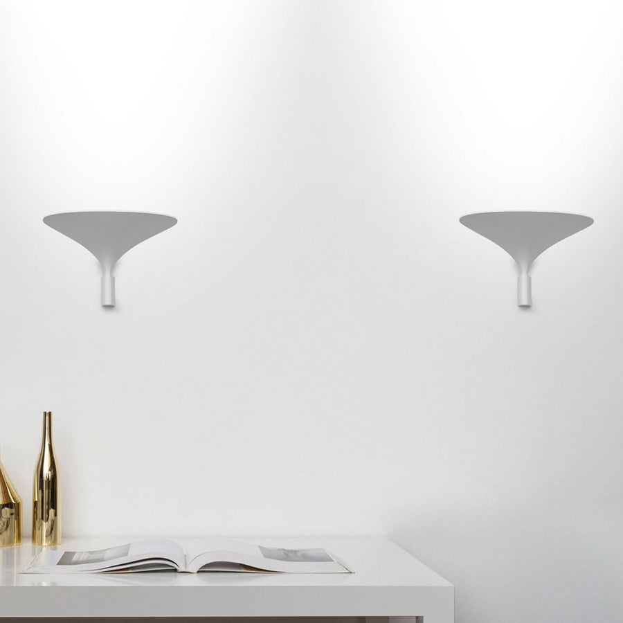 Applique murale LED Sunset W0 en aluminium, blanc mat, hauteur 22,5 cm, 3000 K
