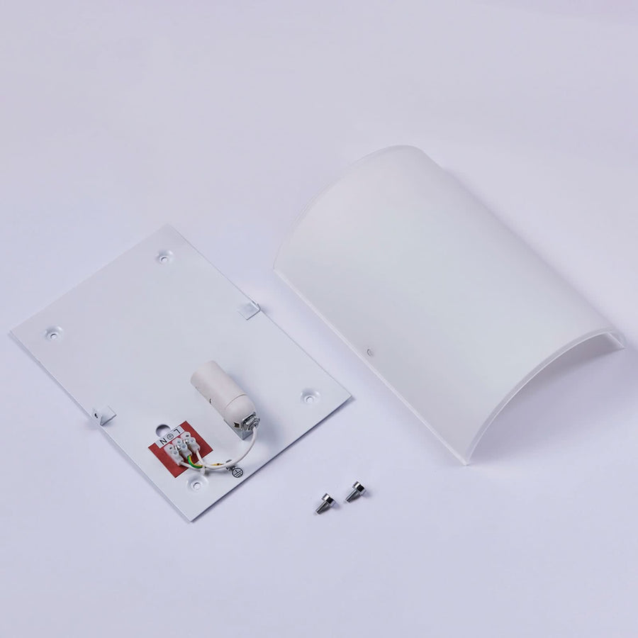 Applique murale Discrète Giulia en verre, transparent satiné, hauteur 25 cm