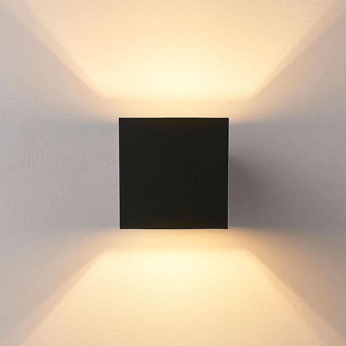 Applique murale Zuzana en métal, noir, hauteur 10 cm