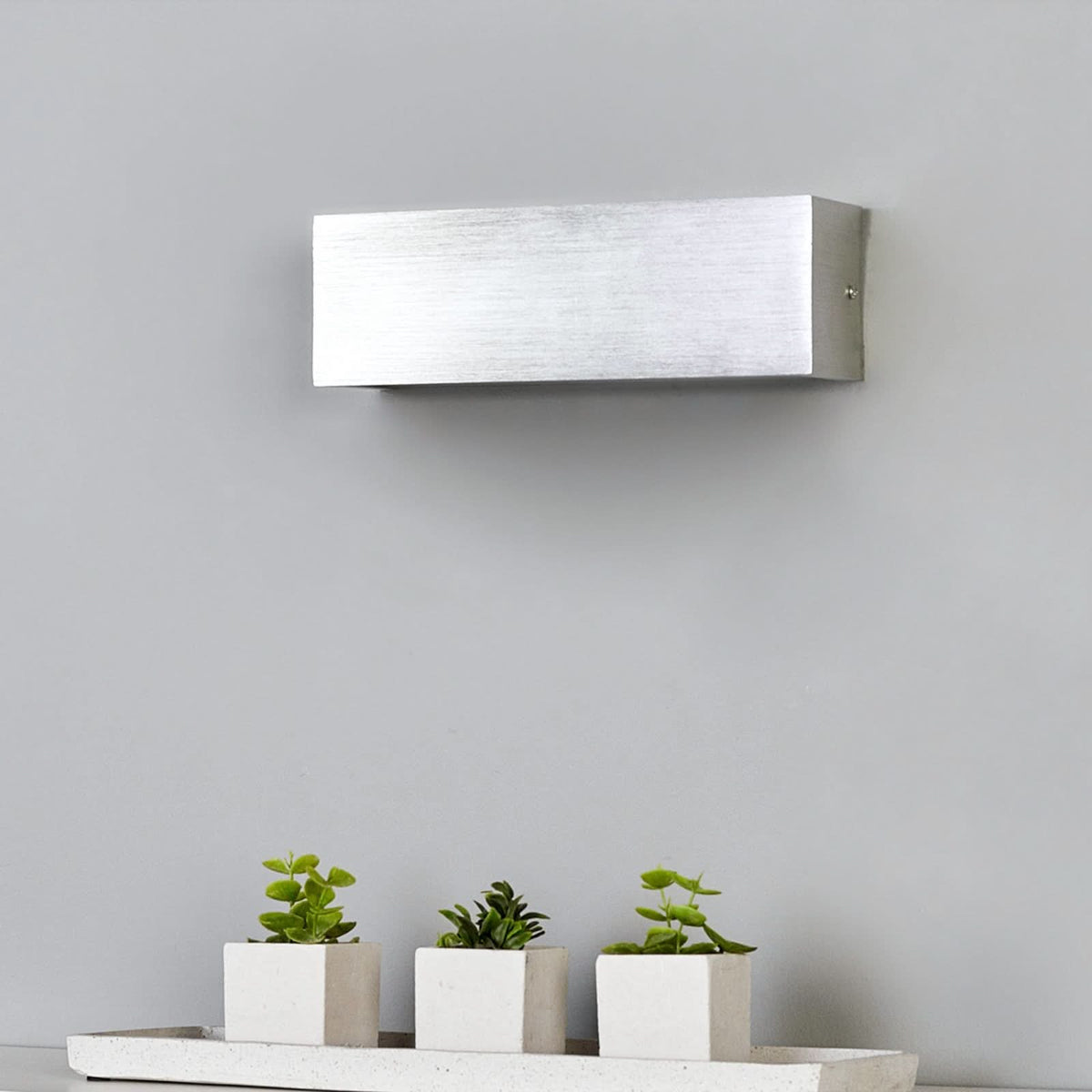 Applique murale LED Ranik en verre, hauteur 8 cm