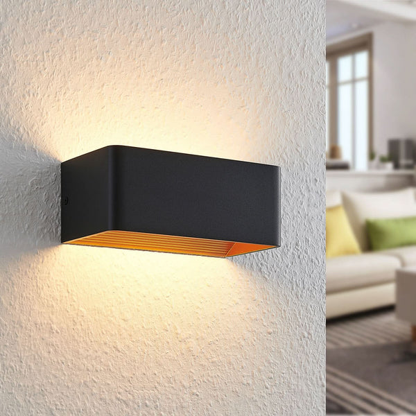 Applique murale LED Karam en aluminium, noir et doré, hauteur 8 cm, 3000 K, 6 W