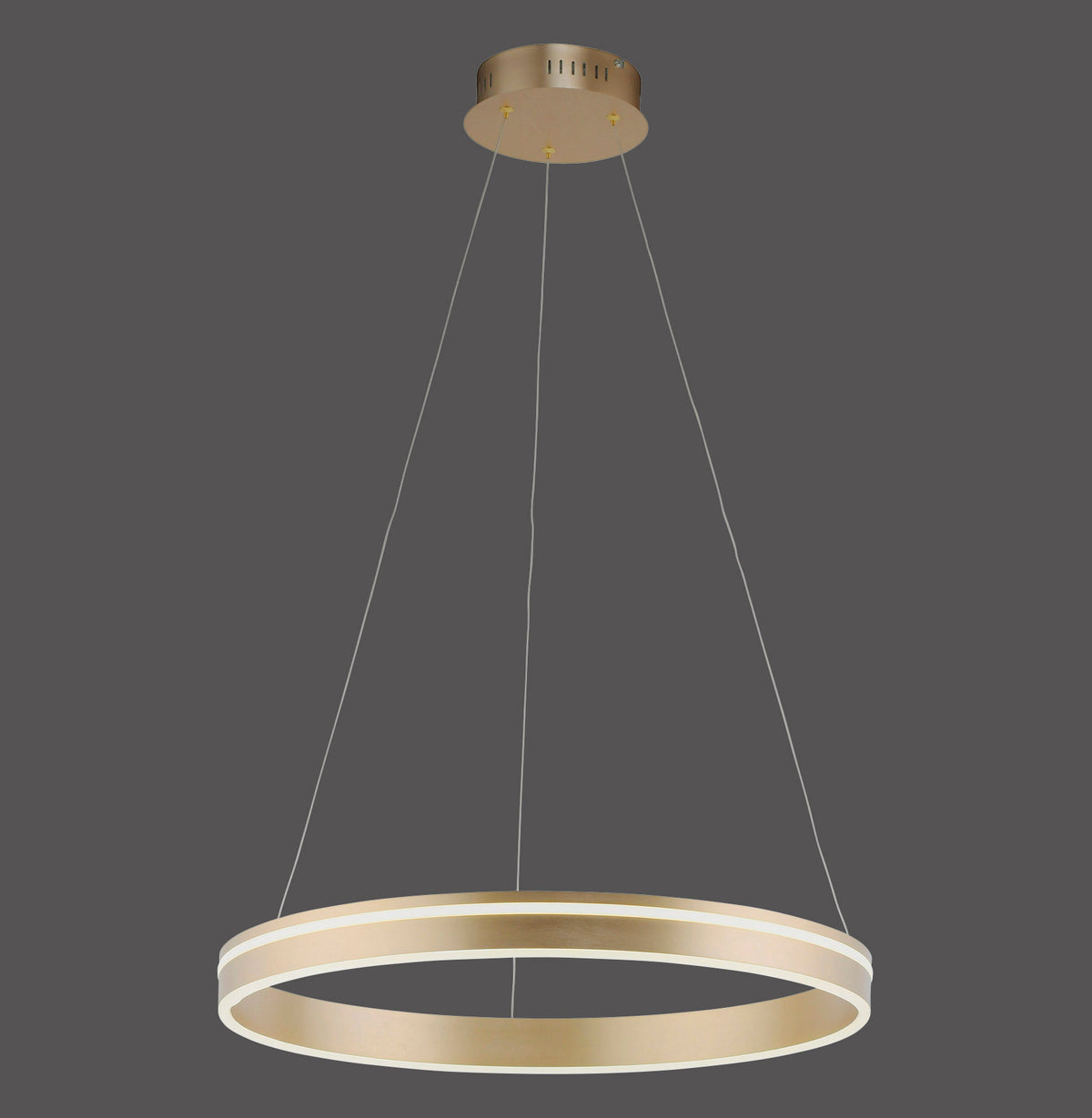 Suspension circulaire en laiton mat avec anneau lumineux LED, vue de face sur fond gris.