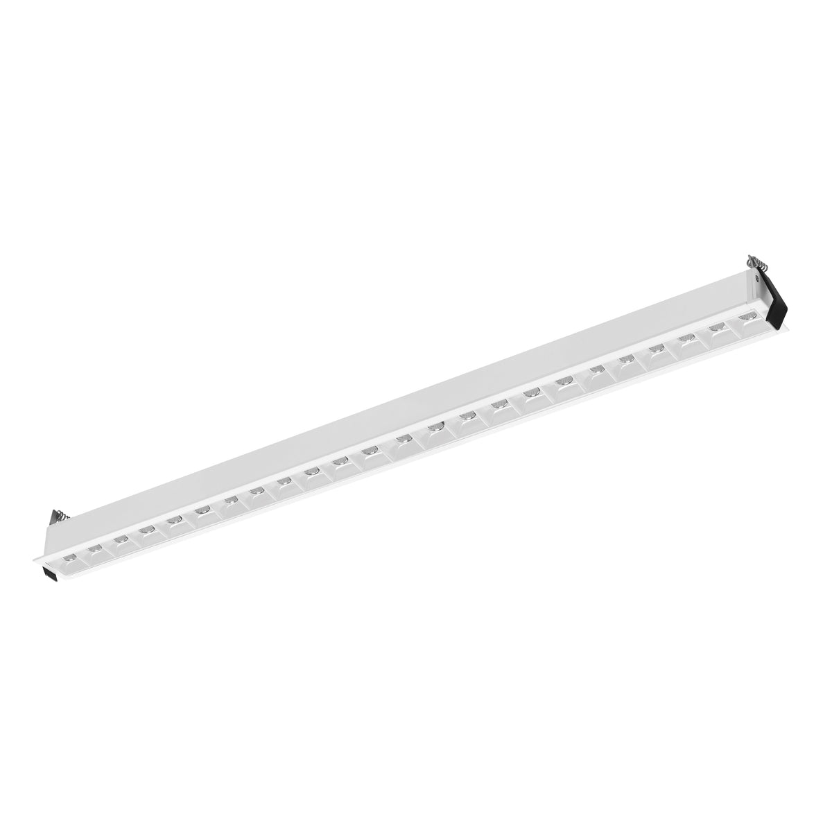 Luminaire linéaire blanc vu de trois quarts avec optiques et clips de fixation.