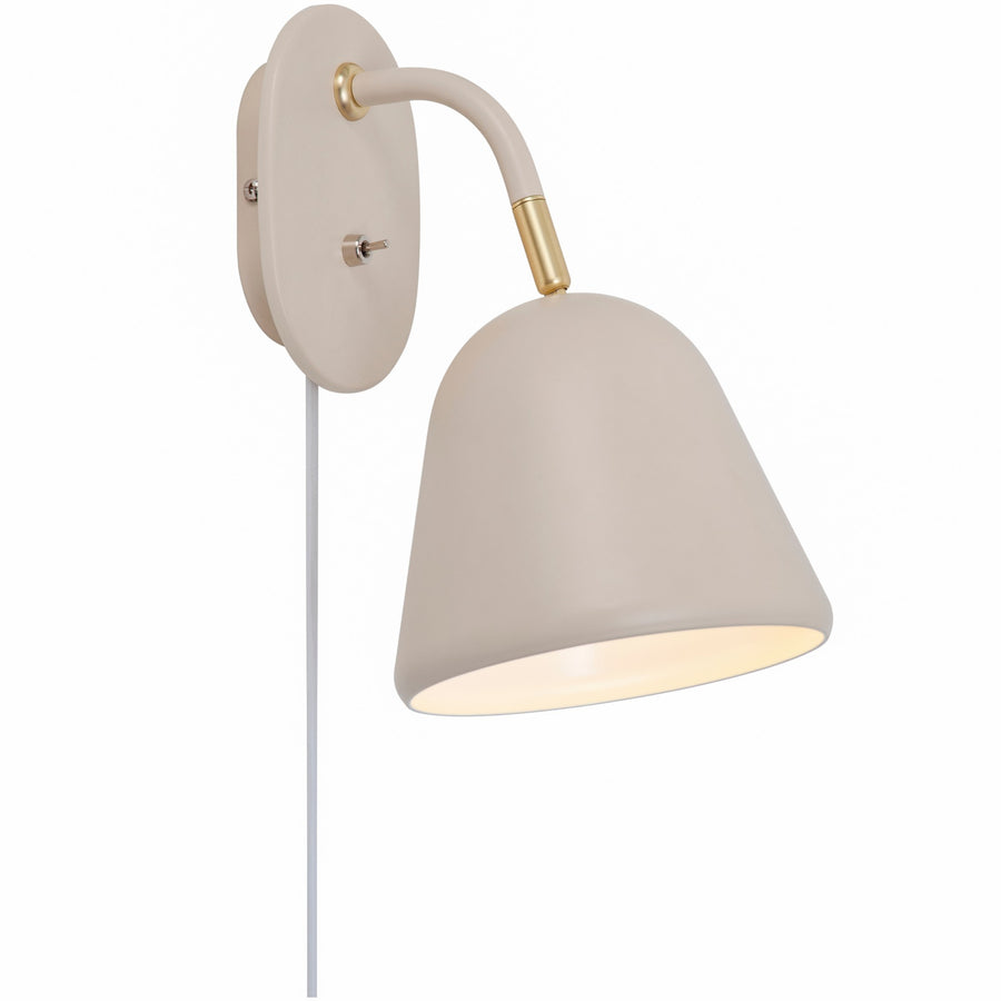 Vue de trois quarts du luminaire beige, bras courbé et col doré