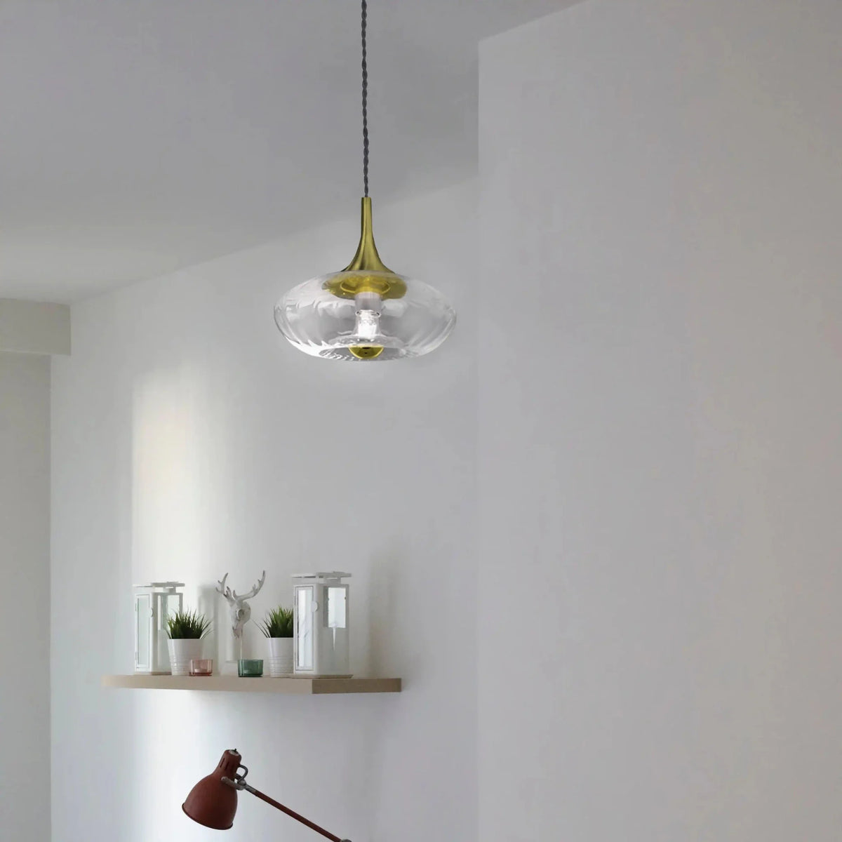 Suspension Grace Ø28 cm – Suspension au style pur et moderne