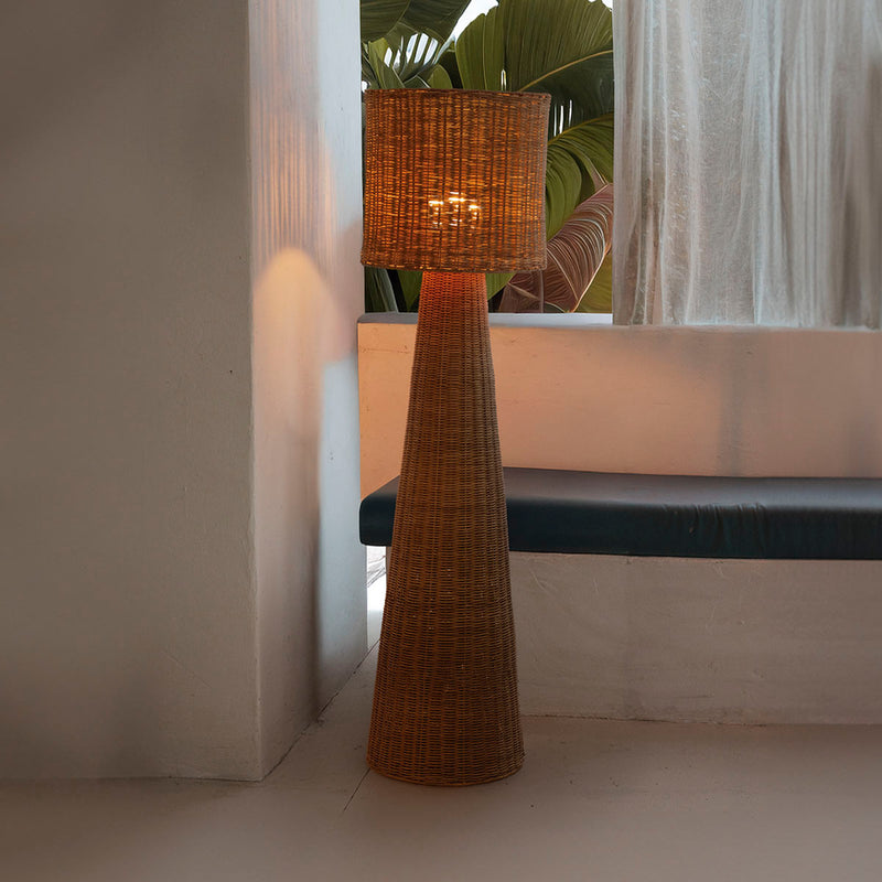 Grace 140 Nature floor lamp in natural fibers