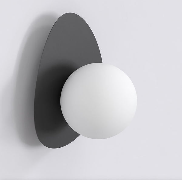 Ovo black wall lamp