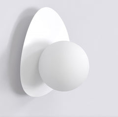 Ovo 1-light white wall lamp