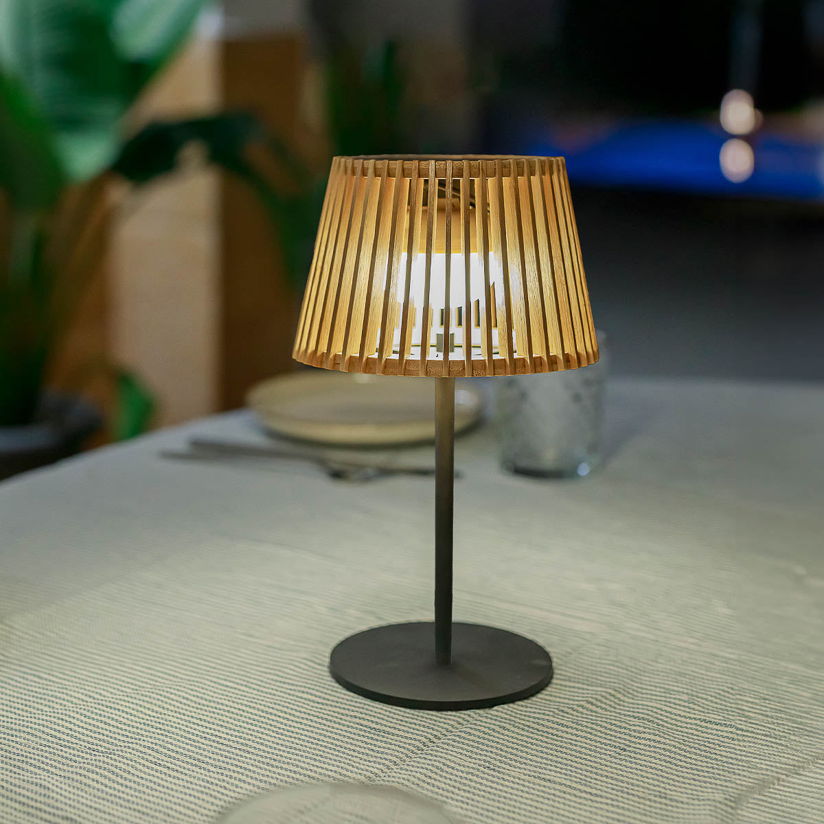 Lampe à poser solaire Okinawa Table en bambou