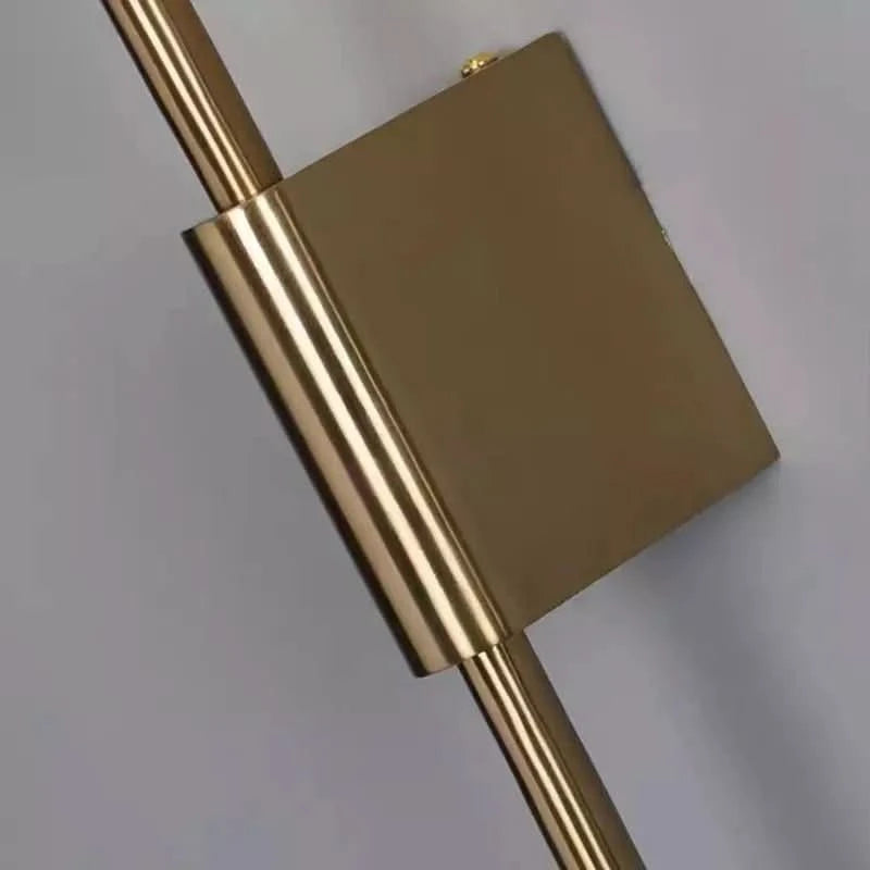 Applique Murale Lanterne Doré | Lueur Chic - Designix Applique Murale Bronze Blanc Chaud (3000K)