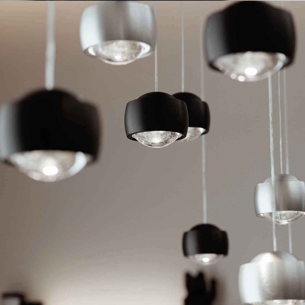 Suspension grande hauteur LED Beam XL 16 ou 24 lumières