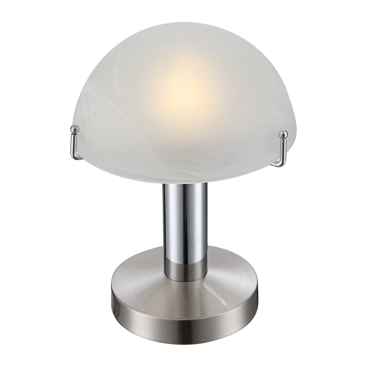 Lampe à poser allumée, abat-jour semi-sphérique en verre givré et piétement cylindrique en nickel satiné.