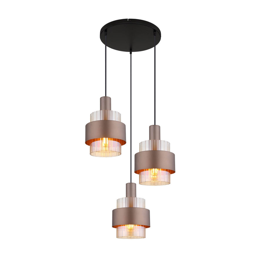 Suspension trois abat-jours cylindriques beige et verre strié ambré sur fond blanc